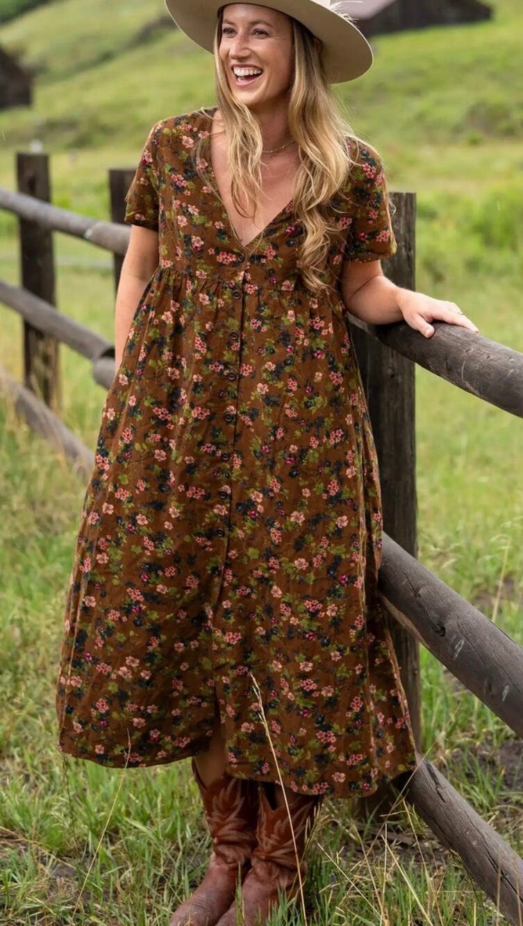 Natural Life NWT Avery Brown Floral Corduroy Midi Dress Medium